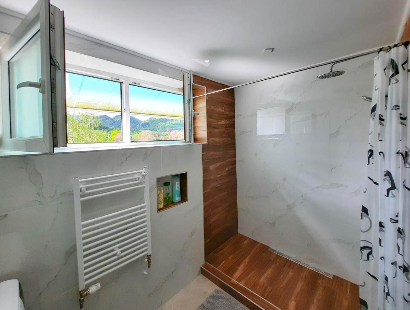 Deerwood Villa-Modern cozy apartment with castle view Bled Buitenkant foto