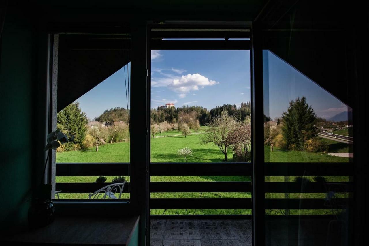 Deerwood Villa-Modern cozy apartment with castle view Bled Buitenkant foto
