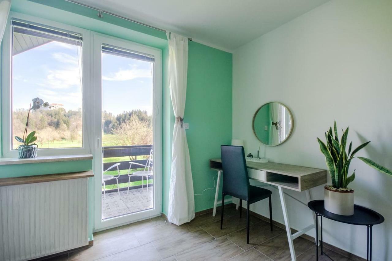 Deerwood Villa-Modern cozy apartment with castle view Bled Buitenkant foto